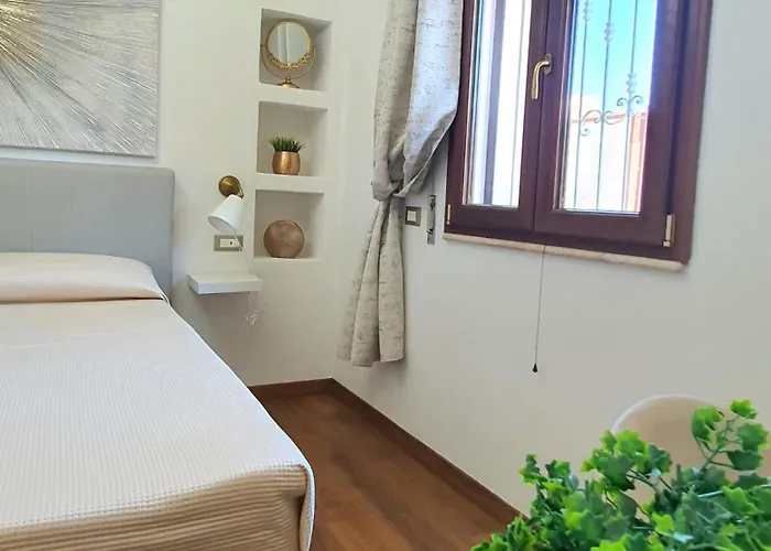 N'est - Di Design In Centro Storico A Konukevi 3*