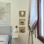 N'est - Di Design In Centro Storico A Gæstehus 3*