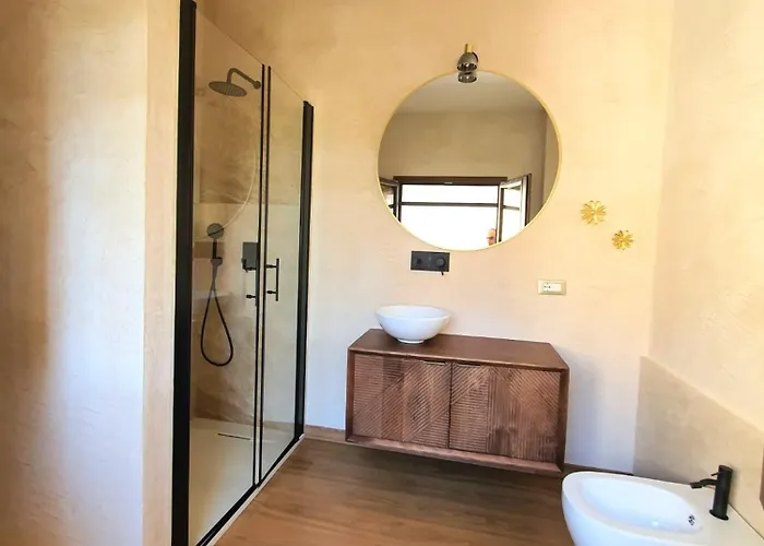 Pensión N'est - Di Design In Centro Storico A Orosei