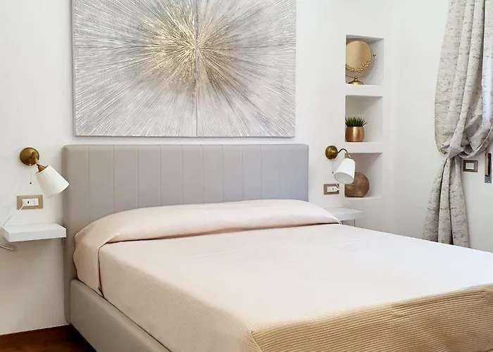 Pensión N'est - Di Design In Centro Storico A 3*